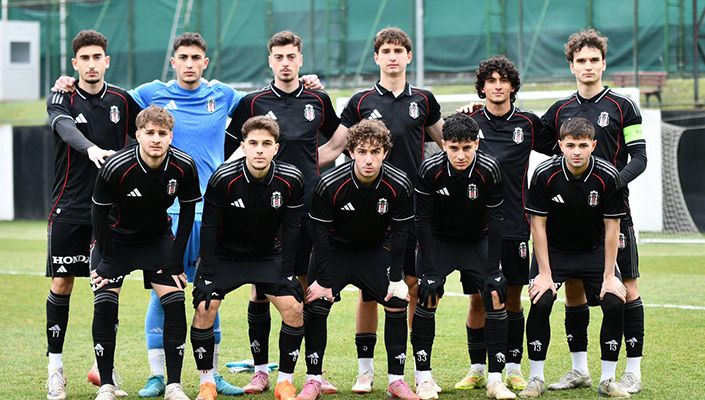 Beşiktaş:0 Tümosan Konyaspor:1 (U-19)