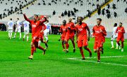 Cyle Larin heads in late winner as Beşiktaş progress in Turkish Cup 