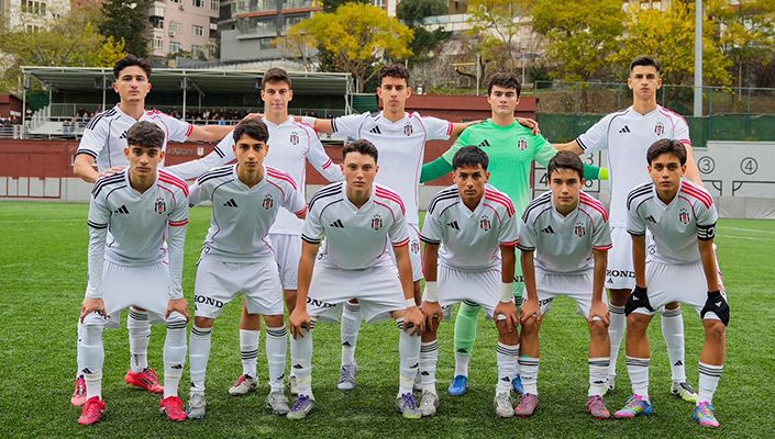 Beşiktaş:1 SMS Grup Sarıyerspor:2 (U-17)