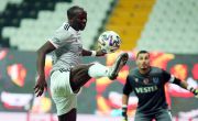 Beşiktaş lose 2-1 at home to Trabzonspor 