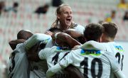 Eagles roll to another Super League win 