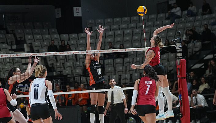Beşiktaş:2 Eczacıbaşı Dynavit:3