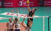 Beşiktaş drop five-set heartbreaker to Fenerbahçe 