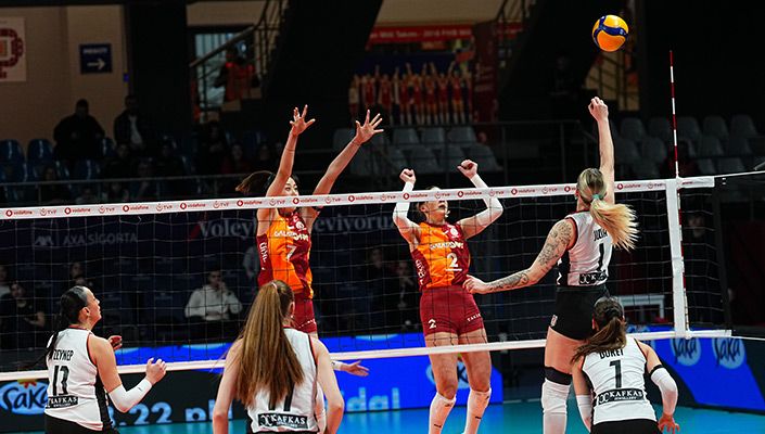 Beşiktaş:2 Galatasaray Daikin:3