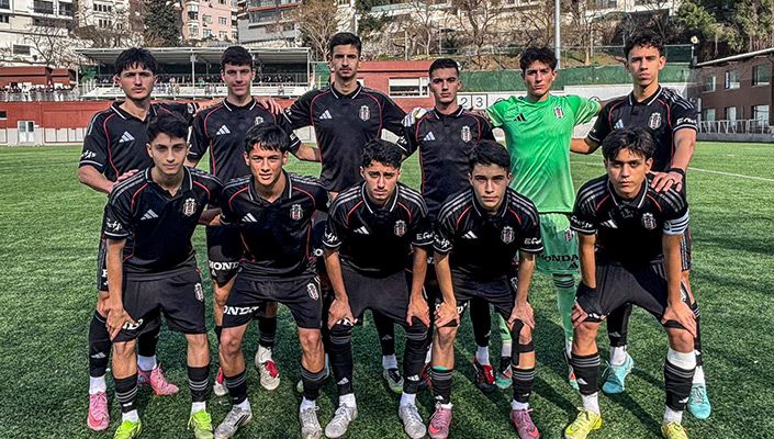 Beşiktaş:2 İstanbulspor:1 (U-17)