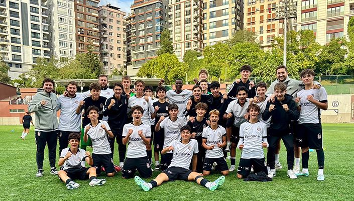 Beşiktaş:3 Eminevim Ümraniyespor:0 (U15)