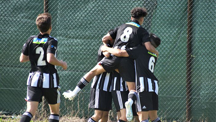 Beşiktaş:3 Fraport TAV Antalyaspor:1 (U-19)