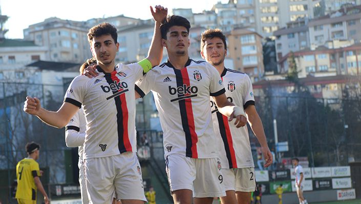 Beşiktaş:3 İstanbulspor:1 (U-17)