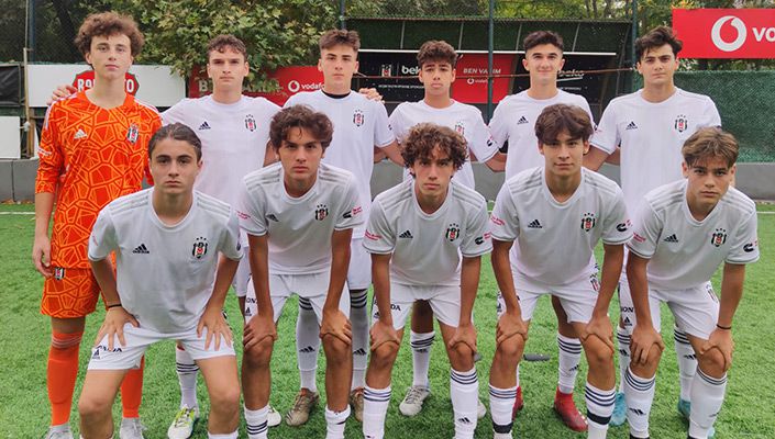 Beşiktaş:3 Kasımpaşa:0 (U-16 Hazırlık Maçı)