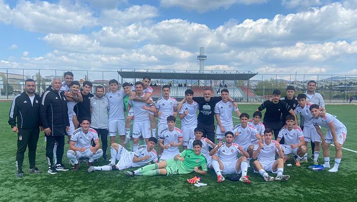 Beşiktaş:4 Çaykur Rizespor:0 (U-17)