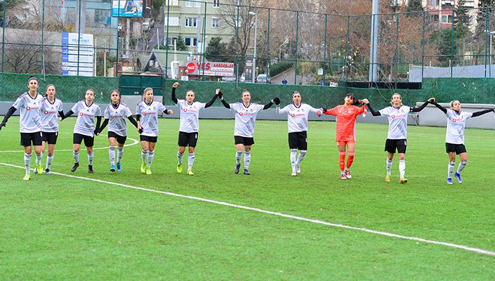 Beşiktaş:4 FOMGET Gençlik ve Spor:0