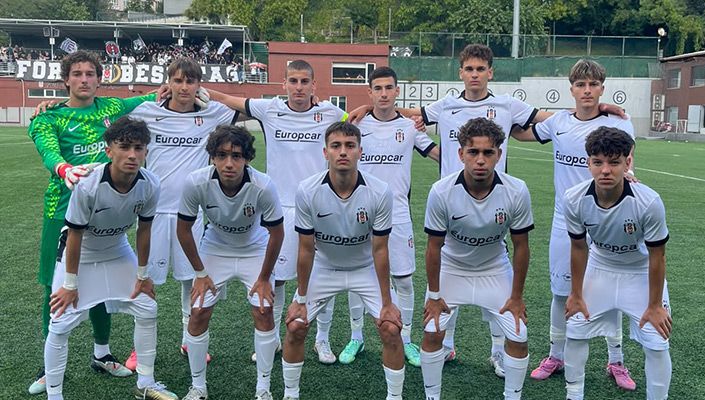Beşiktaş:5 Eminevim Ümraniyespor:1 (U17)