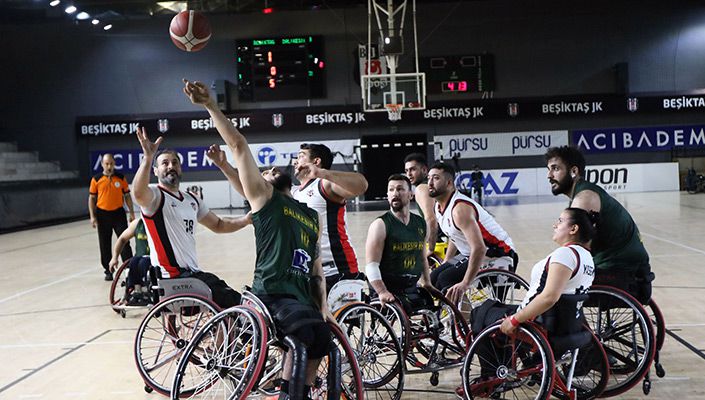 Beşiktaş:68 Balıkesir Bş. Bld.:48