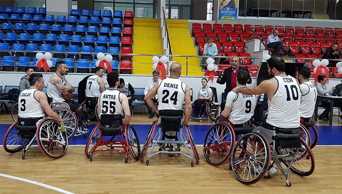 Beşiktaş:74 Altınordu Bld.:54