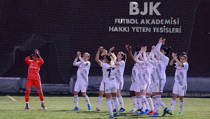 Beşiktaş:8 Amed Sportif Faaliyetler:0 (Kadın Futbol)