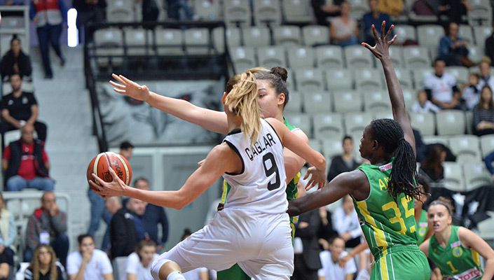 Beşiktaş:93 İstanbul Üni.:60