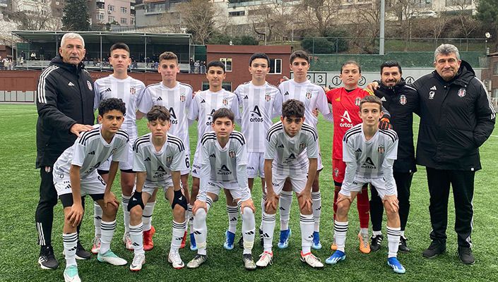 Beşiktaş Artaş:8 Tuzlaspor:0 (U-14)