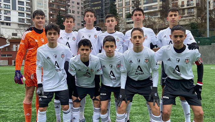 Beşiktaş Artaş:9 Belediye Derince Spor:0 (U-14)