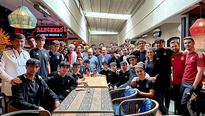 Beşiktaş Artaş U-16 Takımımız Şampiyonluk Yemeğinde Buluştu