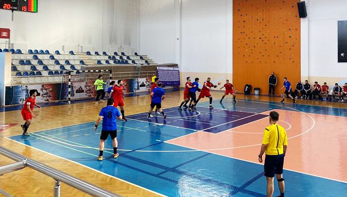Beşiktaş Aygaz:36 Tokat Gençlik SK:30