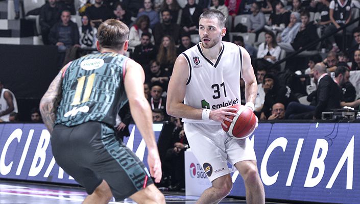 Beşiktaş Emlakjet:81 Pınar Karşıyaka:92