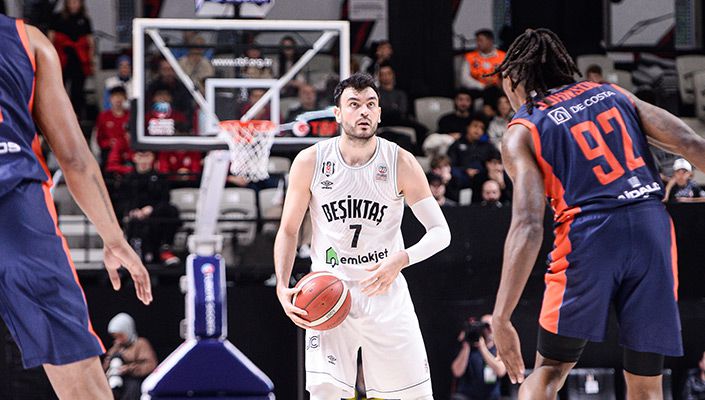 Beşiktaş Emlakjet:96 Çağdaş Bodrum Spor:90