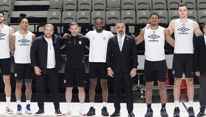 Beşiktaş Emlakjet Takımımızda Bayramlaşma Töreni Yapıldı