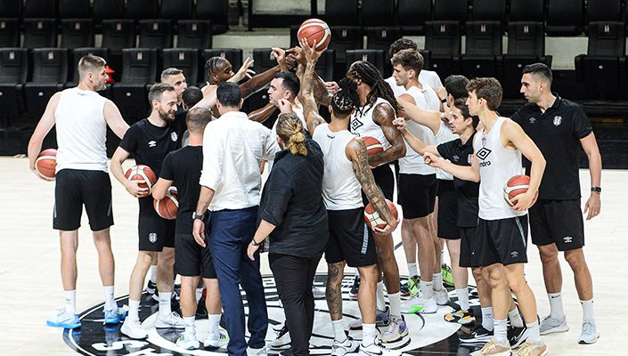 Beşiktaş Fibabanka Erkek Basketbol Takımımız Sezonu Açtı