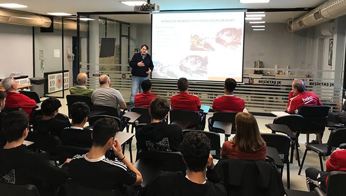 Beşiktaş Futbol Akademimizin Sporcuları, Antrenörleri ve İdari Kadroları ‘Görgü Kuralları - Türk Futbolunda Adap ve Centilmenlik Eğitimi’ Aldılar