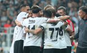Beşiktaş cruise past Göztepe at home for season's first win 