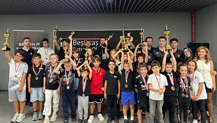 Beşiktaş JK Satranç Okulu 5. Satranç Turnuvası Tüpraş Stadyumu’nda Düzenlendi