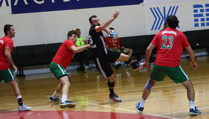 Beşiktaş Mogaz:45 Karşıyaka Bld.:24