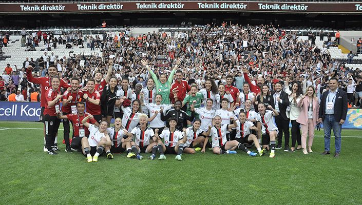Beşiktaş Vodafone:4 Konak Belediye Spor:2