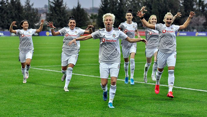 Beşiktaş Vodafone:8 İlkadım Belediyesi Yabancılar Pazarı Spor:1