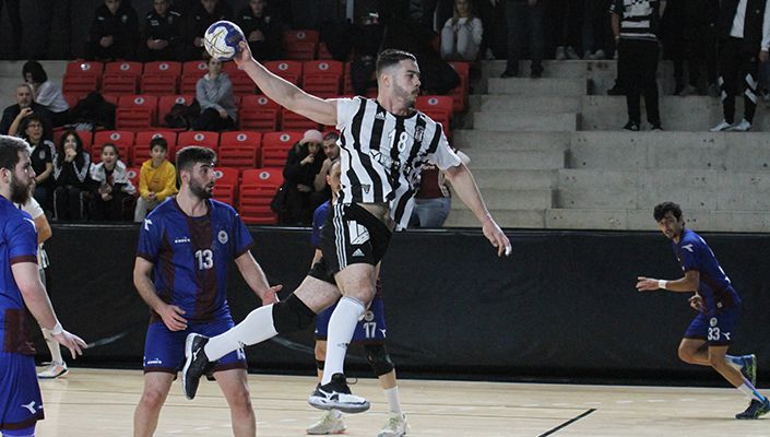 Beşiktaş Yurtbay Seramik:47 Trabzon Bş. Bld. Spor:30