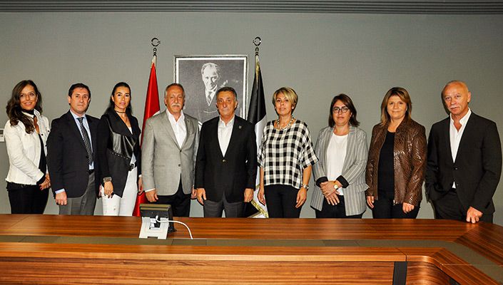 Beşiktaşlı Muhtarlardan Başkanımız Ahmet Nur Çebi’ye Ziyaret
