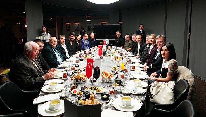Beşiktaşlı Sanatçılara ve Basın Mensuplarına İftar Daveti