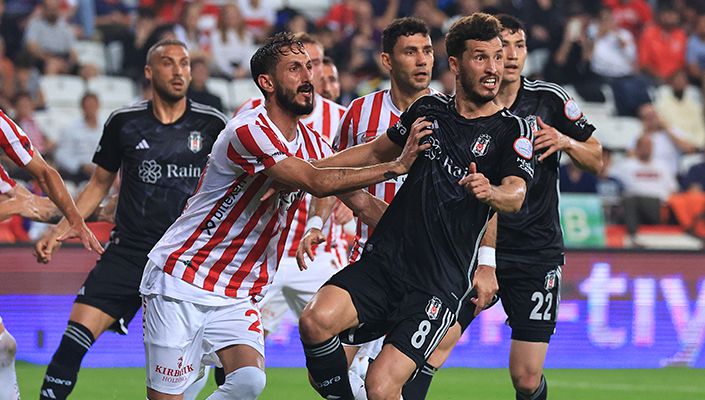 Bitexen Antalyaspor:3 Beşiktaş:2 