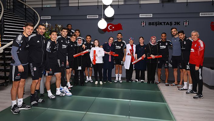 BJK Nevzat Demir Tesisleri’nde 8 Mart Dünya Kadınlar Günü Kutlaması