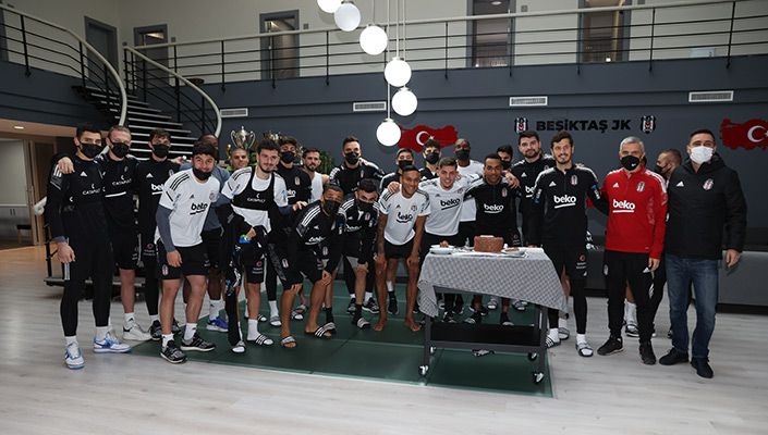 BJK Nevzat Demir Tesisleri’nde Doğum Günü Kutlaması