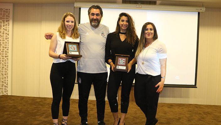 BJK Spor Okulları Yaz Kampında Antrenörlerimiz Seminere Girdi