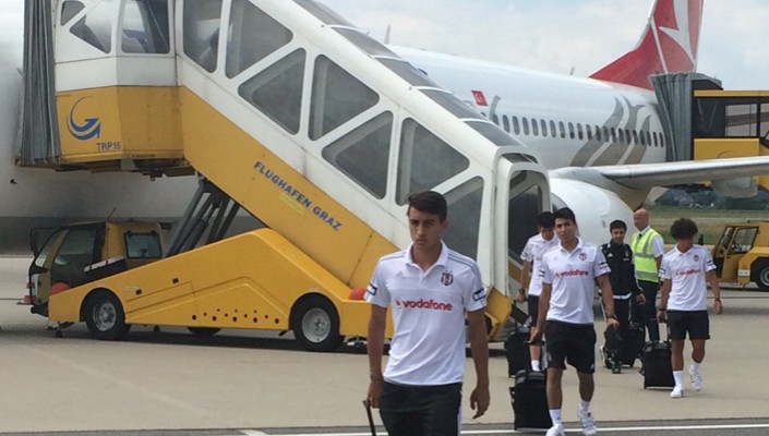 Futbol Takımımız Avusturya'ya Ulaştı
