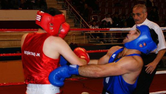 Boksta Yarı Final Heyecanı 