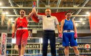 Boksörümüz Cansu Çakır, Büyük Kadınlar Türkiye Ferdi Boks Şampiyonası’nda Yarı Finale Yükseldi