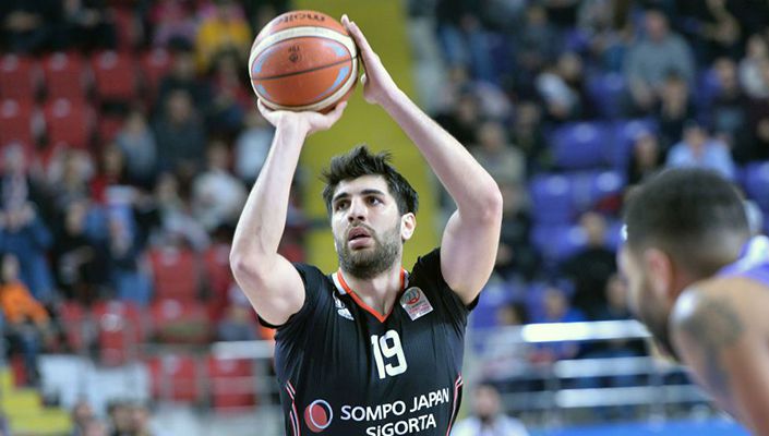 Potada Rakip Anadolu Efes 