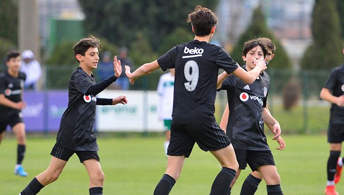 Bursaspor:0 Beşiktaş:5 (U-14)