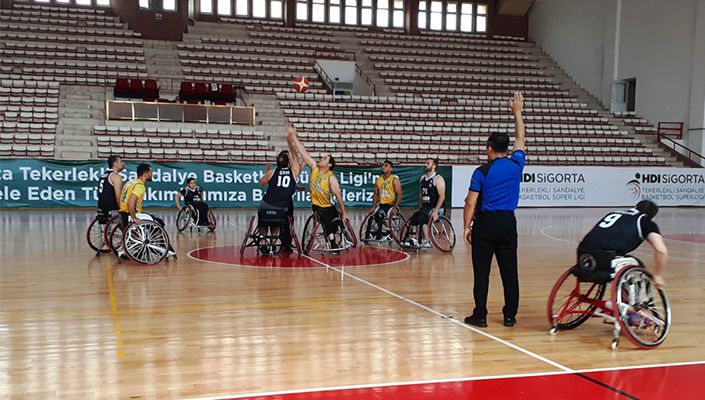 Ceylanpınar Bedensel Engelliler SK:52 Beşiktaş:80
