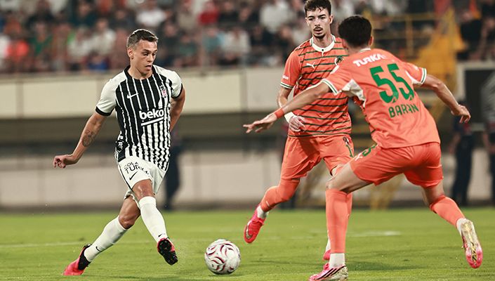 Corendon Alanyaspor:0 Beşiktaş:0 (İlk Yarı Sonucu)