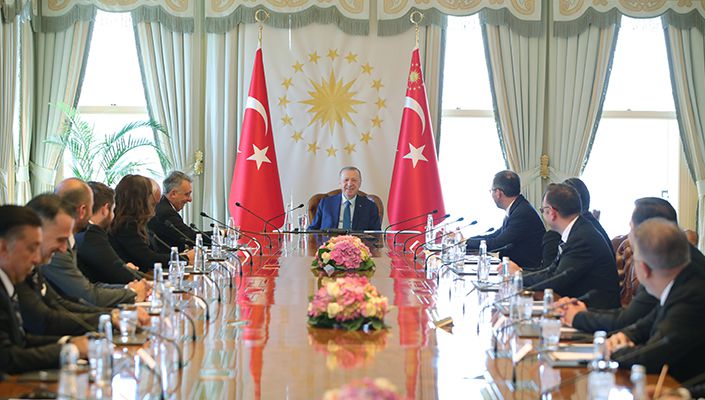 Cumhurbaşkanımız Sayın Recep Tayyip Erdoğan, Başkanımız Ahmet Nur Çebi ile Yönetim Kurulu Üyelerimizi Kabul Etti