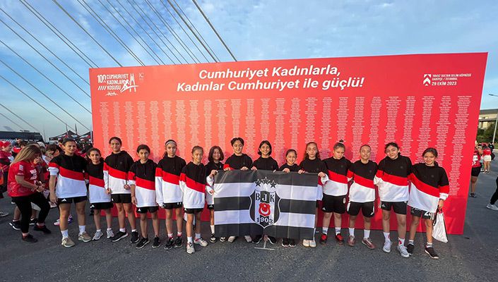 Cumhuriyetin 100. Yılı Cumhuriyet Kadınları Koşusu ile Kutlandı